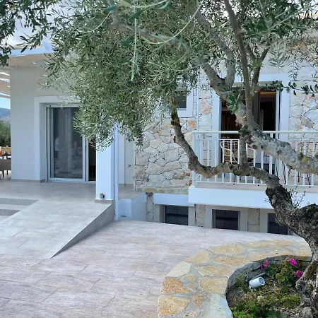 Niva Villa Áyios Kírikos